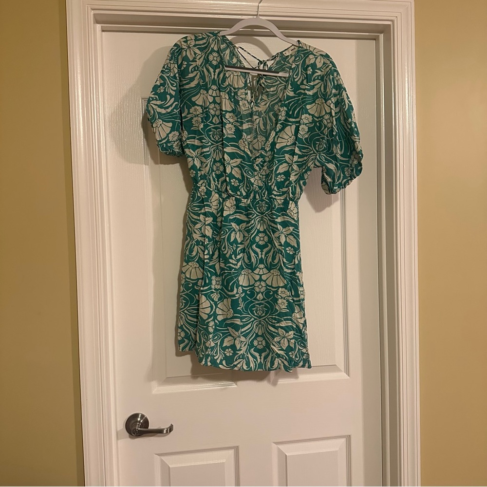 Mango Green Puff Sleeve V-Neck Sundress